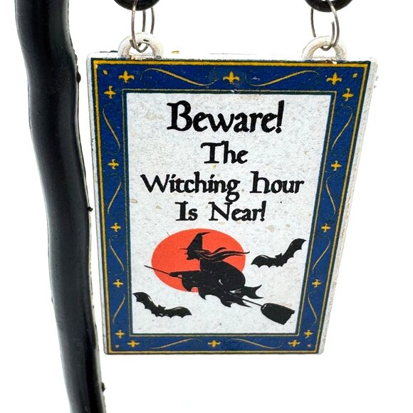 Lemax Spooky Town The Witching Hour Street Post Sign Black Cat Skull Halloween - Picture 6 of 9